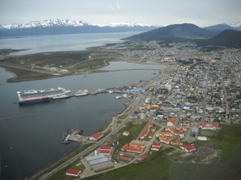 Ushuaia City - Sobrevuelo 7 minutos (3)
